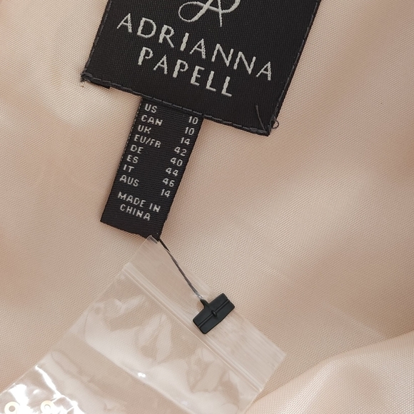 ADRIANNA Papell Peach Mother of the Bride Gown - Picture 13 of 16